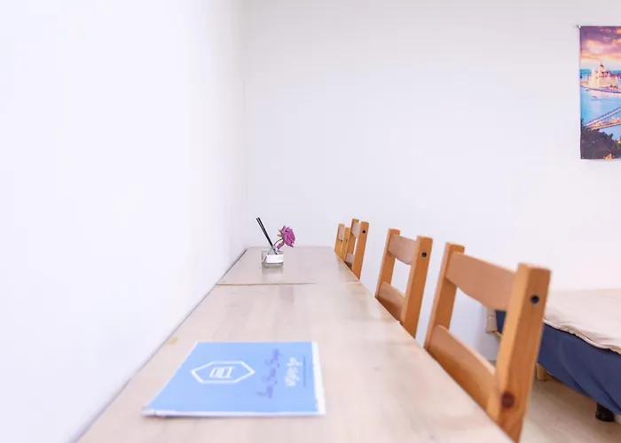 Laon House Hongdae Pensión 4*