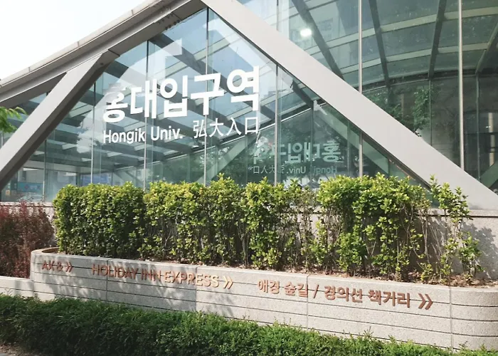 Laon House Hongdae 4*